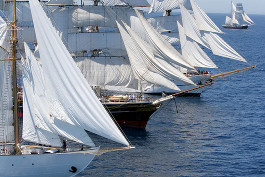 Toulon Voiles de Légende 2007, parade nautique (Auteur : Hortense Hebrard - Copyright : TPM)